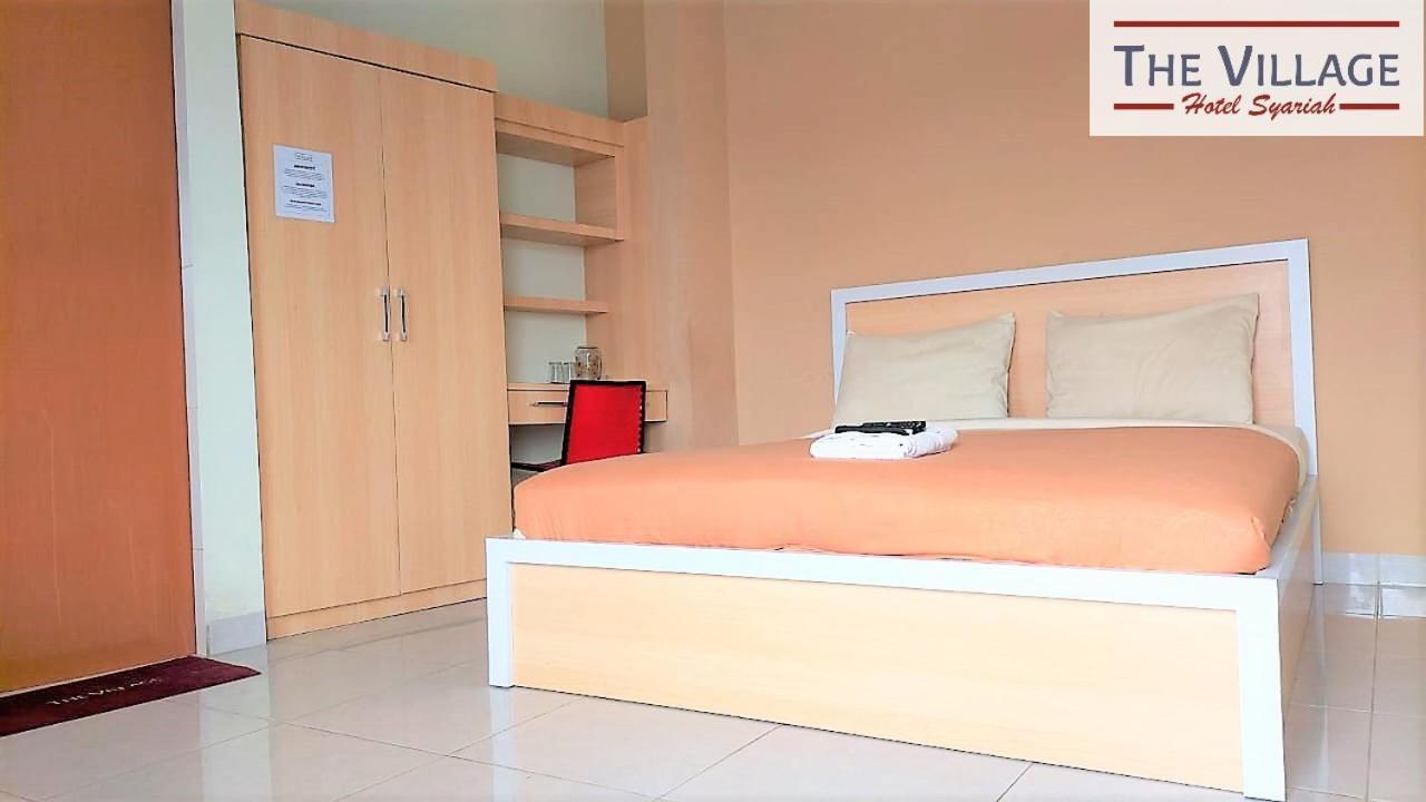 Hotel The Village Syariah Pekanbaru Exterior foto